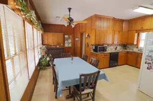 1000 S Harrison St, McGregor, TX 76657 - Photo 5