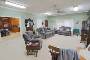 1000 S Harrison St, McGregor, TX 76657 - Photo 3