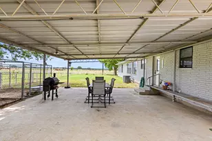 1411 Parker Dairy Rd, Alvord, TX 76225 - Photo 25