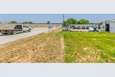 7621 Jacksboro Highway, Fort Worth, TX 76135 - Photo 3