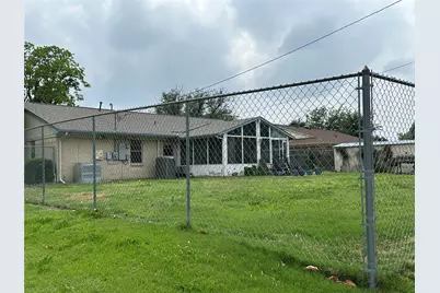 2602 Eastridge Street, Mesquite, TX 75150 - Photo 3