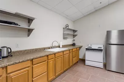 803 Chestnut Street, Commerce, TX 75428 - Photo 9