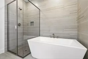 541 Lockhart St, Waxahachie, TX 75165 - Photo 13