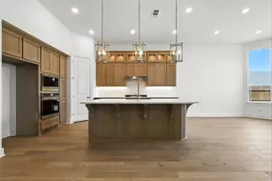 541 Lockhart St, Waxahachie, TX 75165 - Photo 3