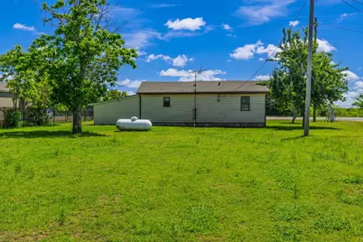 10806 Fm 1570, Greenville, TX 75402 - Photo 21