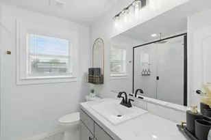 613 Crestview Dr, Granbury, TX 76048 - Photo 13