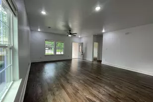 206 E Birch St, Campbell, TX 75422 - Photo 5