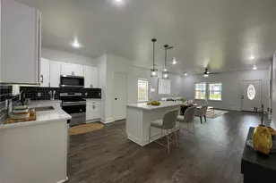 206 E Birch St, Campbell, TX 75422 - Photo 7