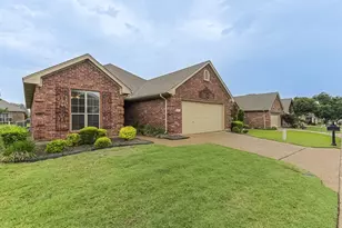 131 Crestridge Dr, Cedar Hill, TX 75104 - Photo 33