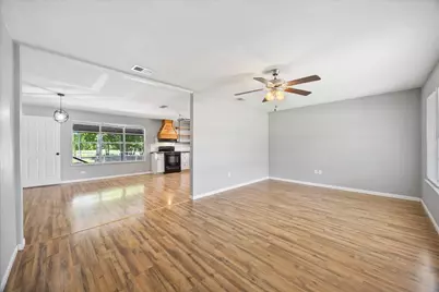 808 Edmondson Street, Greenville, TX 75401 - Photo 3