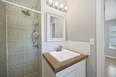 808 Edmondson Street, Greenville, TX 75401 - Photo 13