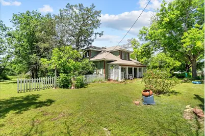 109 Hackberry Avenue, Godley, TX 76044 - Photo 19