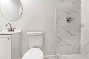 3928 Valley Ridge Rd, Dallas, TX 75220 - Photo 17