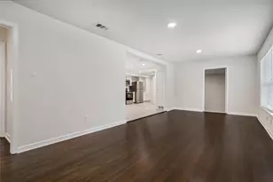 3928 Valley Ridge Rd, Dallas, TX 75220 - Photo 5