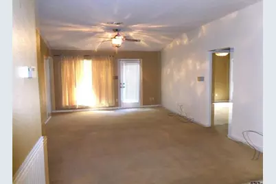 405 Cherry Street, Chandler, TX 75758 - Photo 3