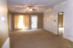 405 Cherry St, Chandler, TX 75758 - Photo 3