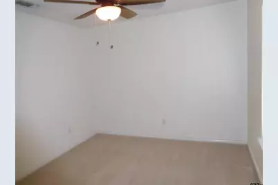 405 Cherry Street, Chandler, TX 75758 - Photo 11