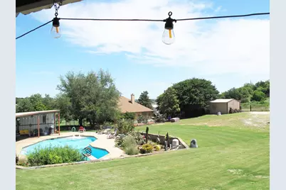 197 Cooperstown Drive, Springtown, TX 76082 - Photo 1