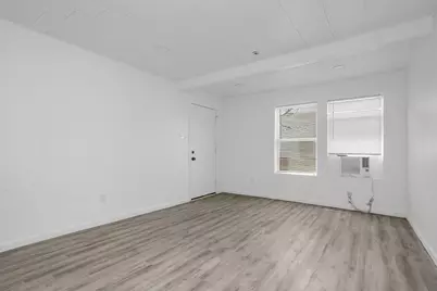 713 Sam Rayburn W, Bonham, TX 75418 - Photo 17