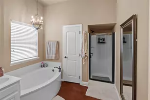 415 Stone Mountain Ct, Cresson, TX 76035 - Photo 9