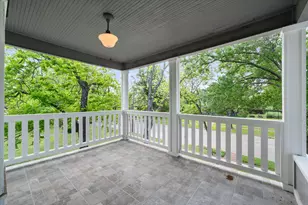 756 W 3rd Ave, Corsicana, TX 75110 - Photo 5