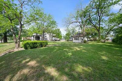 756 W 3rd Avenue, Corsicana, TX 75110 - Photo 29