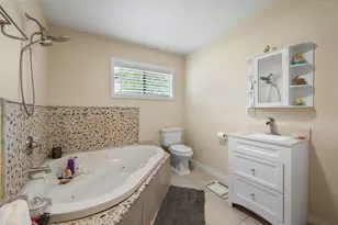 756 W 3rd Ave, Corsicana, TX 75110 - Photo 35