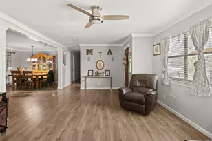 707 Washington St, Ennis, TX 75119 - Photo 9