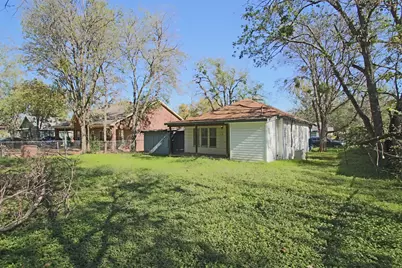1307 Joslin Street, Cleburne, TX 76033 - Photo 25