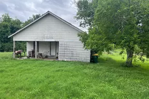 210 E Colorado, Groesbeck, TX 76642 - Photo 1