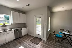 4435 Franklin St, Lancaster, TX 75134 - Photo 5