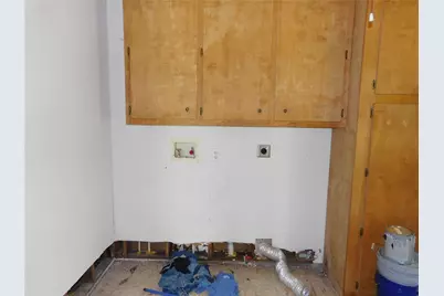 504 NE 7th Street, Hubbard, TX 76648 - Photo 11