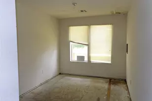 504 NE 7th St, Hubbard, TX 76648 - Photo 25