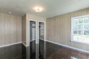 901 E Walnut St, Hillsboro, TX 76645 - Photo 7