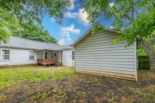 901 E Walnut St, Hillsboro, TX 76645 - Photo 17