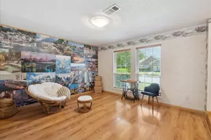 1721 Creekpoint Dr, Lewisville, TX 75067 - Photo 15