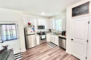 1213 W Woodard St, Denison, TX 75020 - Photo 3