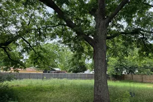 504 Sherman St, Tioga, TX 76271 - Photo 5