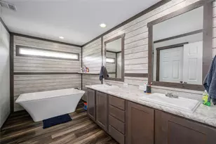 465 Hidden Holw, Gainesville, TX 76240 - Photo 5