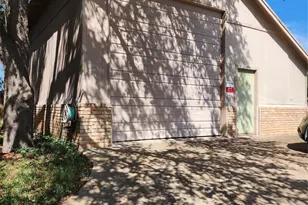 1117 Knotty Oaks Dr, Woodway, TX 76712 - Photo 37