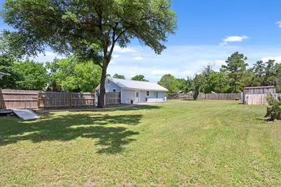 413 Houghton Avenue, Marlin, TX 76661 - Photo 23