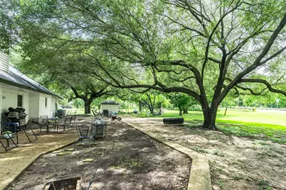 519 S Pearl Street, Kemp, TX 75143 - Photo 35