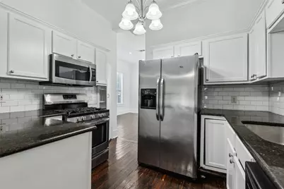 820 W 10th Street, Dallas, TX 75208 - Photo 3