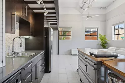 215 N Walton Street #2, Dallas, TX 75226 - Photo 13