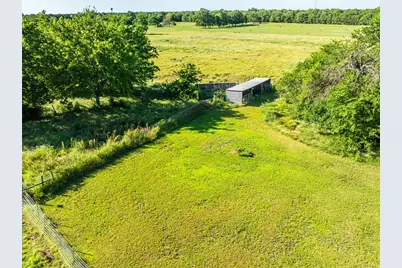 700 County Road 13200, Blossom, TX 75416 - Photo 21