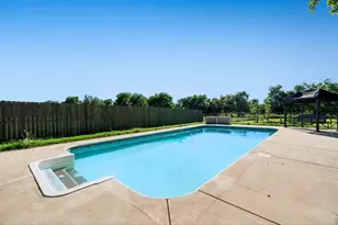 700 County Rd 13200, Blossom, TX 75416 - Photo 25