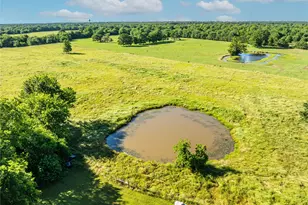 700 County Rd 13200, Blossom, TX 75416 - Photo 23