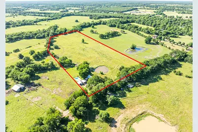 700 County Road 13200, Blossom, TX 75416 - Photo 19