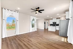 184 Cactus Canyon Dr, Bridgeport, TX 76426 - Photo 9