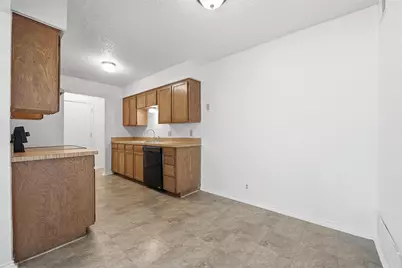 2812 Ridgecrest Drive, Fort Worth, TX 76133 - Photo 11